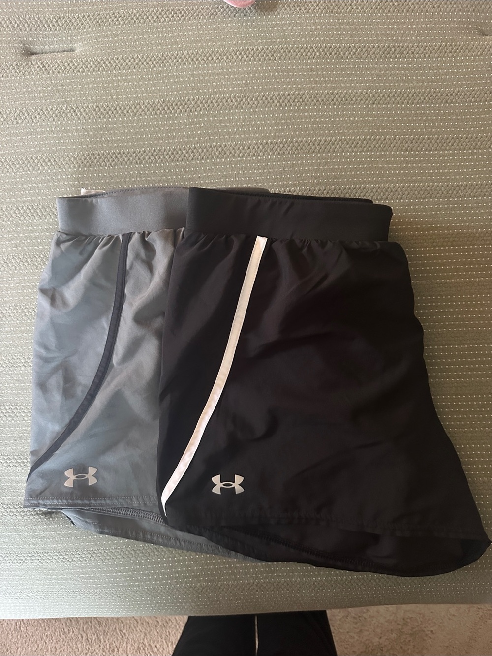 Under Armour Women's Black and Gray Dual-Layer Athletic Shorts Pack